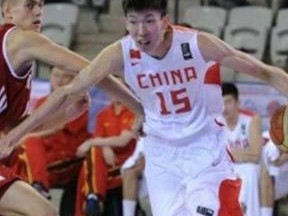 王治郅选秀数据，中国篮球第一人的NBA之路