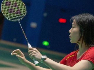 蝉鸣与球影，奥运会女双冠军背后的高光与阴影