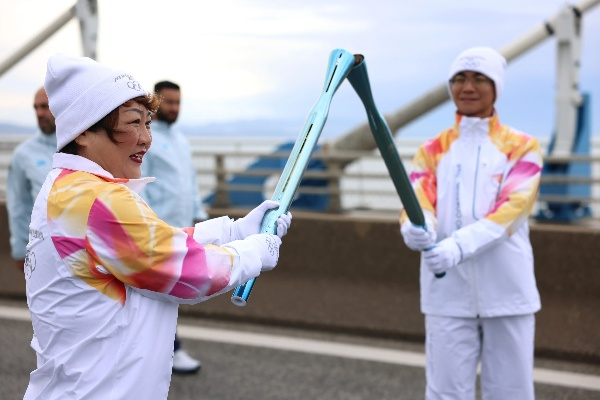 跨越山海的火炬，奥运圣火如何从希腊抵达日本？
