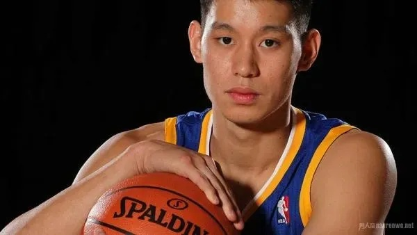 林书豪在NBA总得分,一段属于华裔传奇的篮球印记 林书豪在NBA总得分,一段属于华裔传奇的篮球印记
