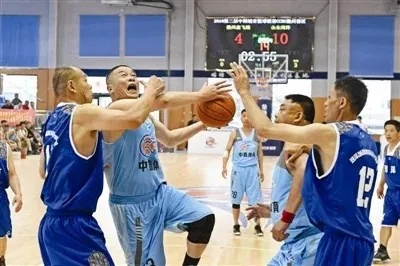 篮球赛新闻稿怎么写？从标题到正文，手把手教你写出专业赛事报道
